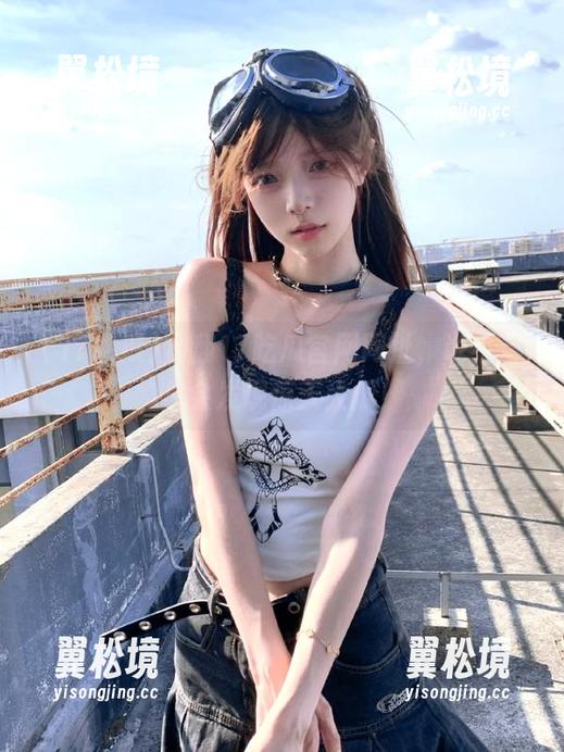 翻翻17吃瓜官网网址，说不定你会发现惊天大瓜！