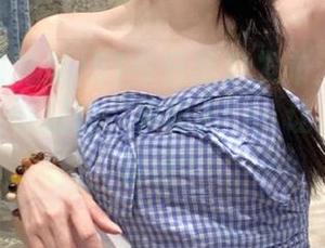 51今日吃瓜发布：谁是那位在街角驻足的“神秘人”，让大家议论纷纷？