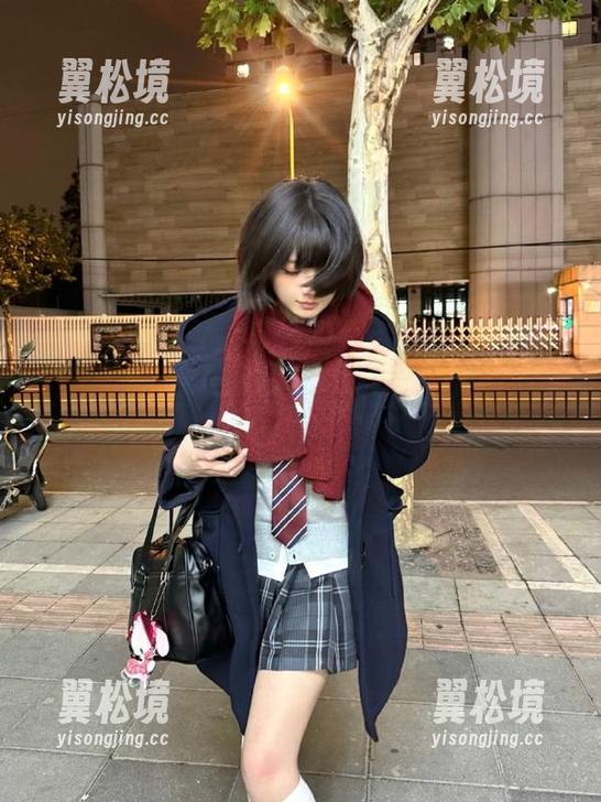 在51吃瓜网页上找到的在线视频，让我脑洞大开，真是脑补无极限。