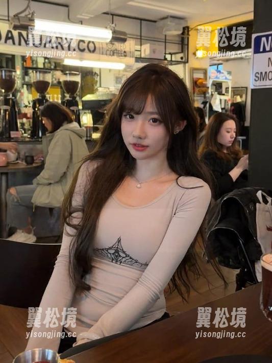 当你观看51爆料时，明明是吃瓜，结果却好像在看悬疑片