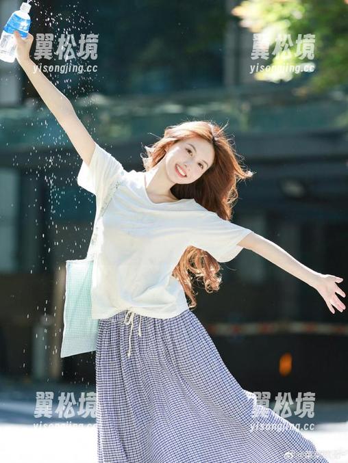 登录91黑料网，今日份的八卦咱能吃个够！
