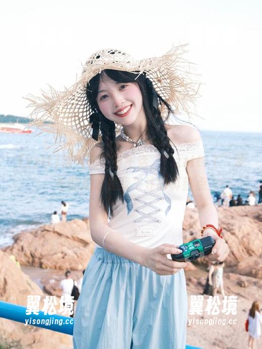 别人在忙着生活,“zztt11”发布的瓜才是我关注的真热点 别人在忙着生活,“zztt11”发布的瓜才是我关注的真热点