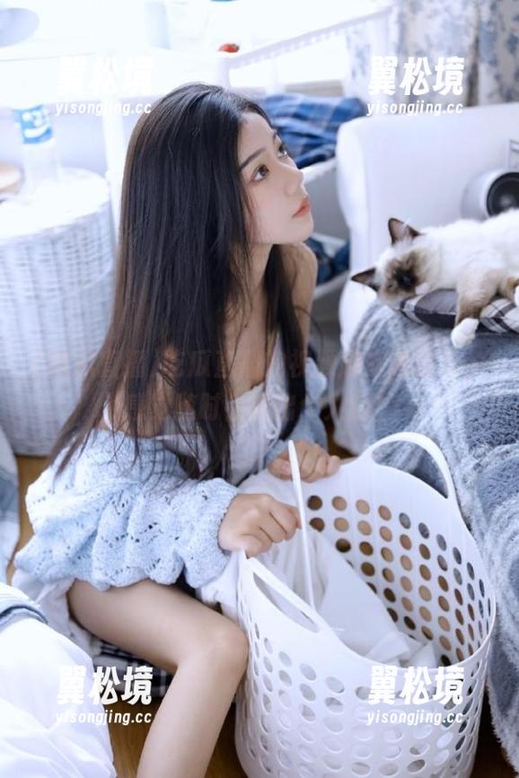 吃瓜直播的视频越来越诡异，感觉随时会冒出个大瓜！