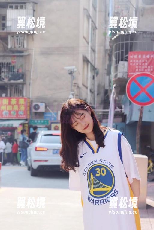 大瓜小瓜通通来！在吃瓜直播久待，永不迷路的八卦追踪者！