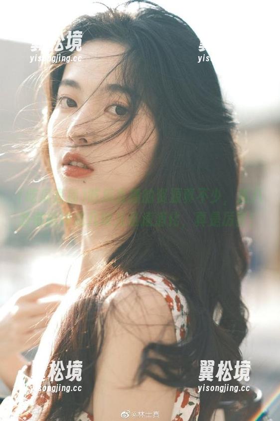 吃瓜直播的资源真不少,连八卦都能碎成几块儿迅速消化,真是厉害! 吃瓜直播的资源真不少,连八卦都能碎成几块儿迅速消化,真是厉害!