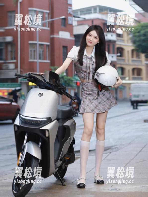 更新又更新，吃瓜直播让我一天忙着消化新鲜猛料！