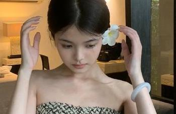 观看吃瓜网最新版官网首页，一不小心就掉进了八卦的深渊！