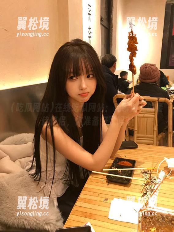 在线吃瓜网站：无聊时光的最佳伴侣，你准备好了吗？