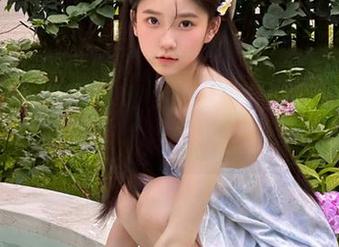 麻豆吃瓜官网：新鲜出炉的瓜种类多，你猜我会选哪个？