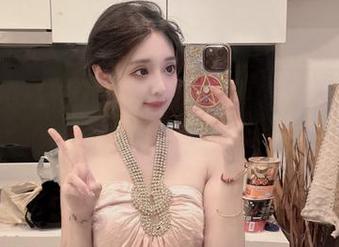 蹲着看热门事件，黑料不打烊的链接让我“瓜”越吃越上一层楼！