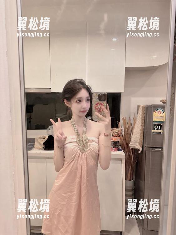 蹲着看热门事件，黑料不打烊的链接让我“瓜”越吃越上一层楼！