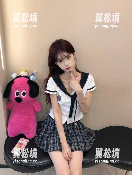 追踪“黑料不打烊万里长征篇”app，最新八卦让我暂时忘了我的平凡人生！