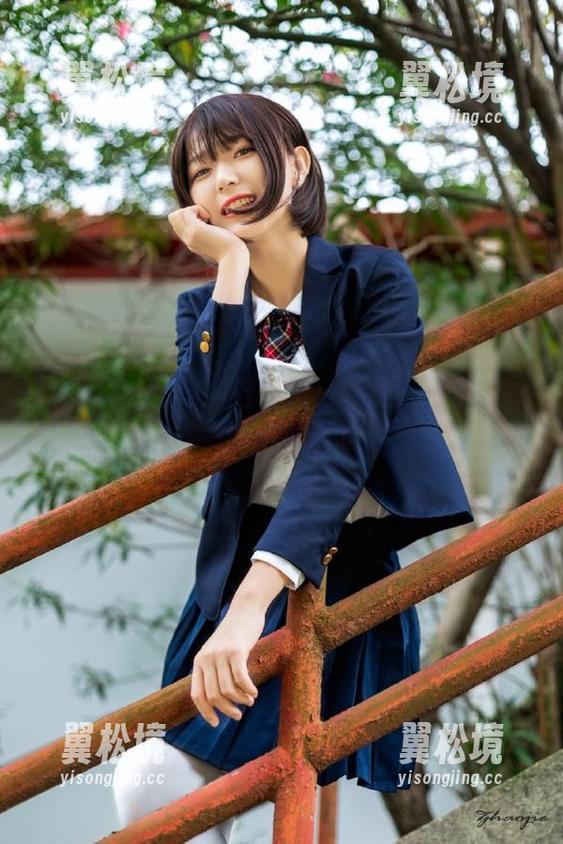 黑料社区入口导航：跟着我，你只需迈一步就能获得‘真相’！