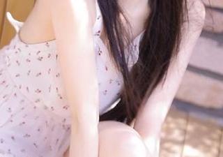“黑网料”官网：瓜田里，吃瓜群众的狂欢天堂！
